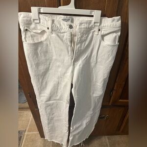 Abercrombie & Fitch White 90s Relaxed High Rise